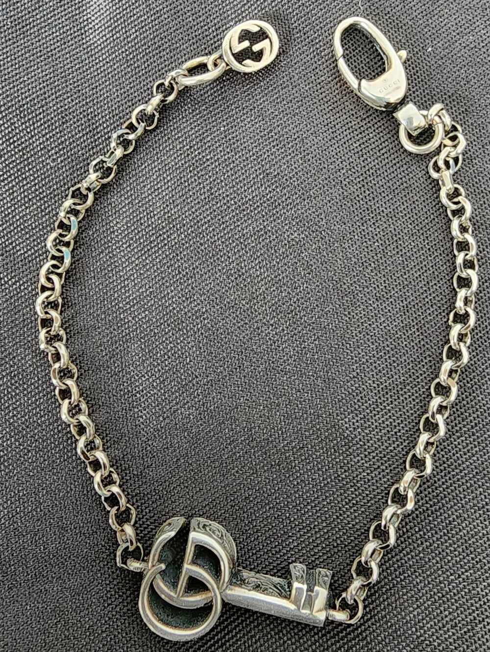 Auth Gucci Interlocking GG Silver Key Bracelet